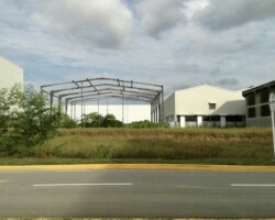 Storage and Distribution Center - Stage 2
Use: Industrial Warehouse
Size: 26,910 sq ft
Clear Height: 40 ft - 52 ft