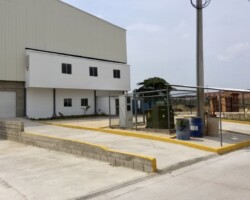 Century Trade
Use: Industrial - Trade Center
Size: 18,229 sq ft
Clear Height: 39 ft - 53 ft